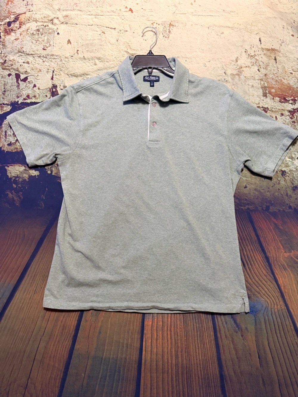 Men’s Heather Green Gray Short-Sleeve Polo by Fish Hippie